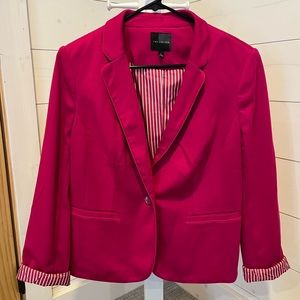 Fun pink jacket from the Limited size Large